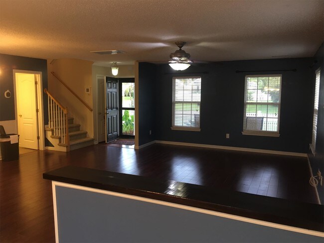 Building Photo - 225 Savannah River Dr