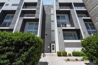 Building Photo - 2775 W Pebble Rd