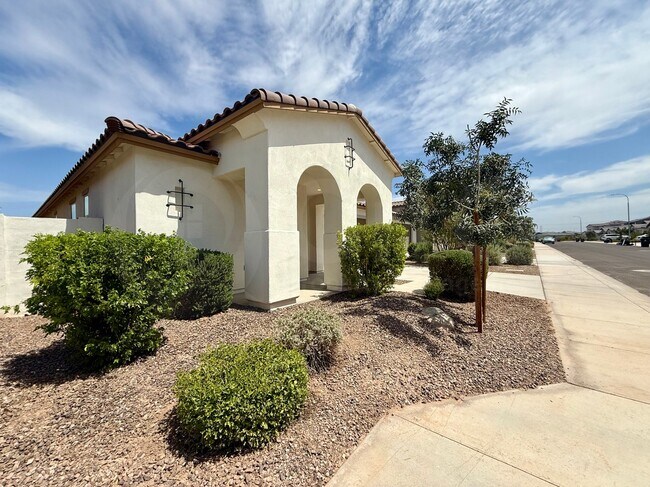Building Photo - 12754 West Parkway Lane