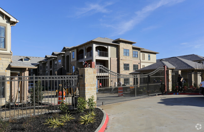 Building Photo - Sorrel Phillips Creek Ranch Apartments