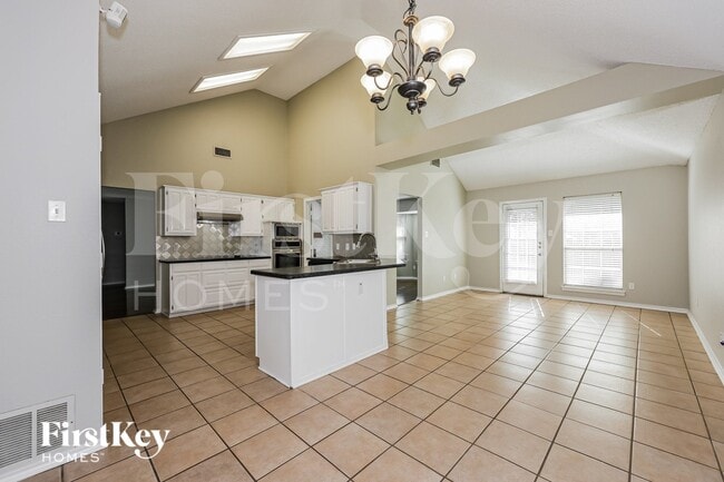 Foto del edificio - 1417 Highland Dr