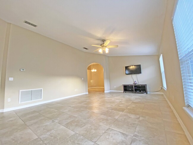 Building Photo - 2682 Adele Pl