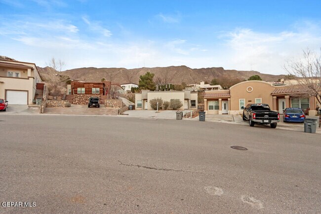 Foto del edificio - 4716 Pistolero Ln