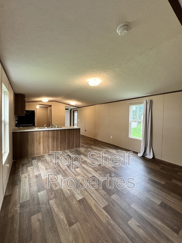 Foto del edificio - 443 Rocky Ridge Ln