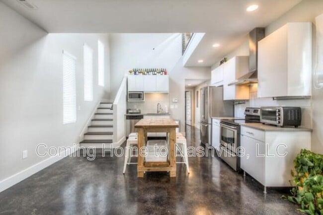 Building Photo - 1309 Stainback Ave