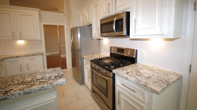 Foto del edificio - 21818 Windsor Castle Dr