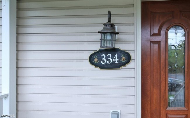 Foto del edificio - 334 Sussex Ave
