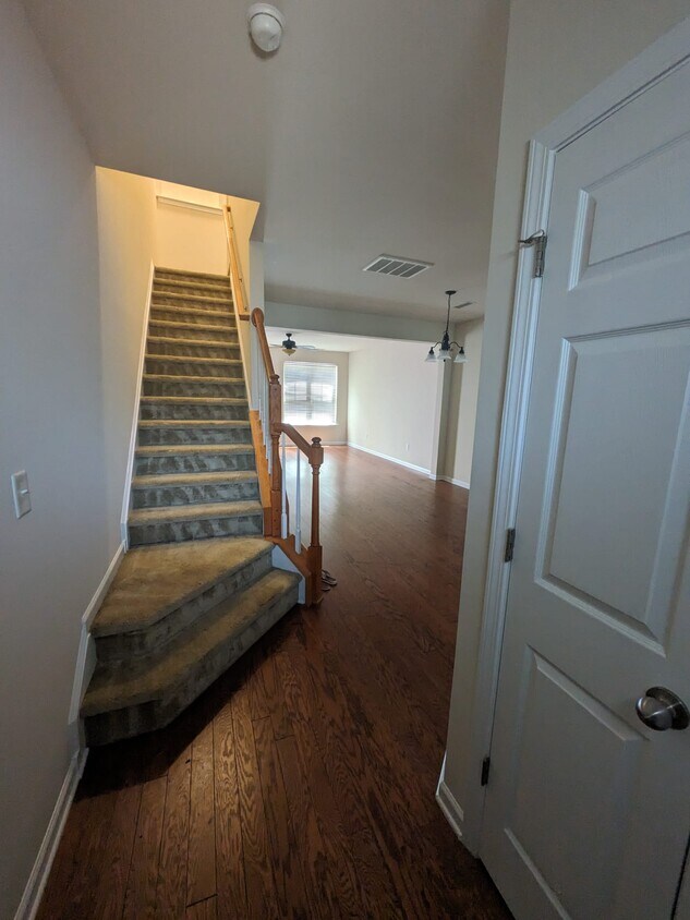 Foto principal - 6724 Morgantown St