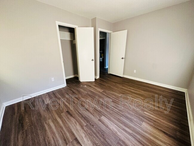Foto del edificio - 3251 Ford Rd
