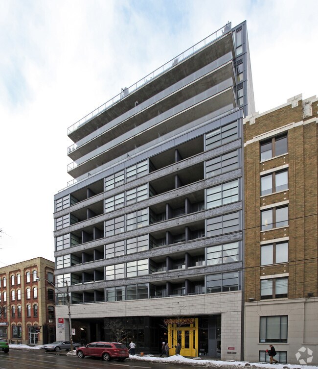 Photo du bâtiment - Victory Condominiums