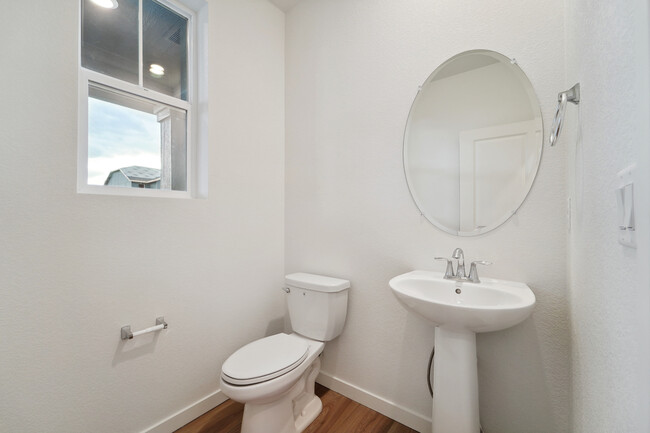 Half bath - 4269 Fellows Dr