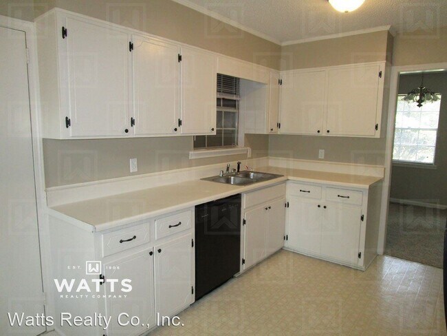 Building Photo - 3 br, 2 bath House - 608 Creekview Drive