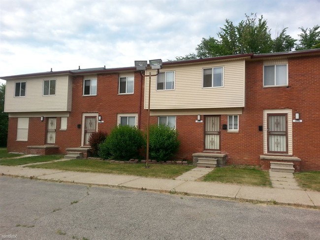 Building Photo - 3103 Stonegate Dr