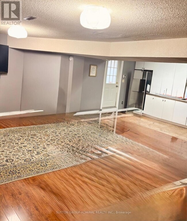 Photo du bâtiment - 16 Somerset Crescent