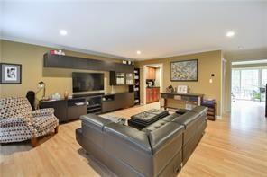 Foto del edificio - 941 Montclair Dr