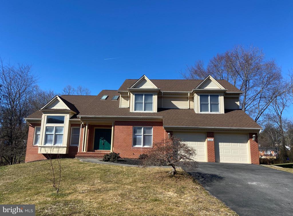 Primary Photo - 10225 Clubhouse Ct