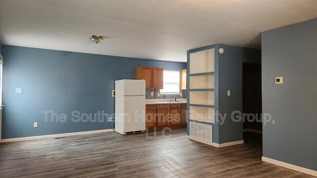 Building Photo - 426 Co Rd 775