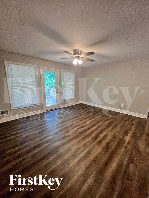 Foto del edificio - 155 Sweetwater Creek Cove