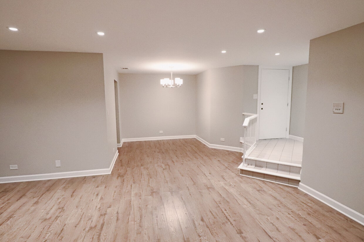 826 Thornton Ct Unit 1b, Schaumburg, IL 60193 Condo for Rent in