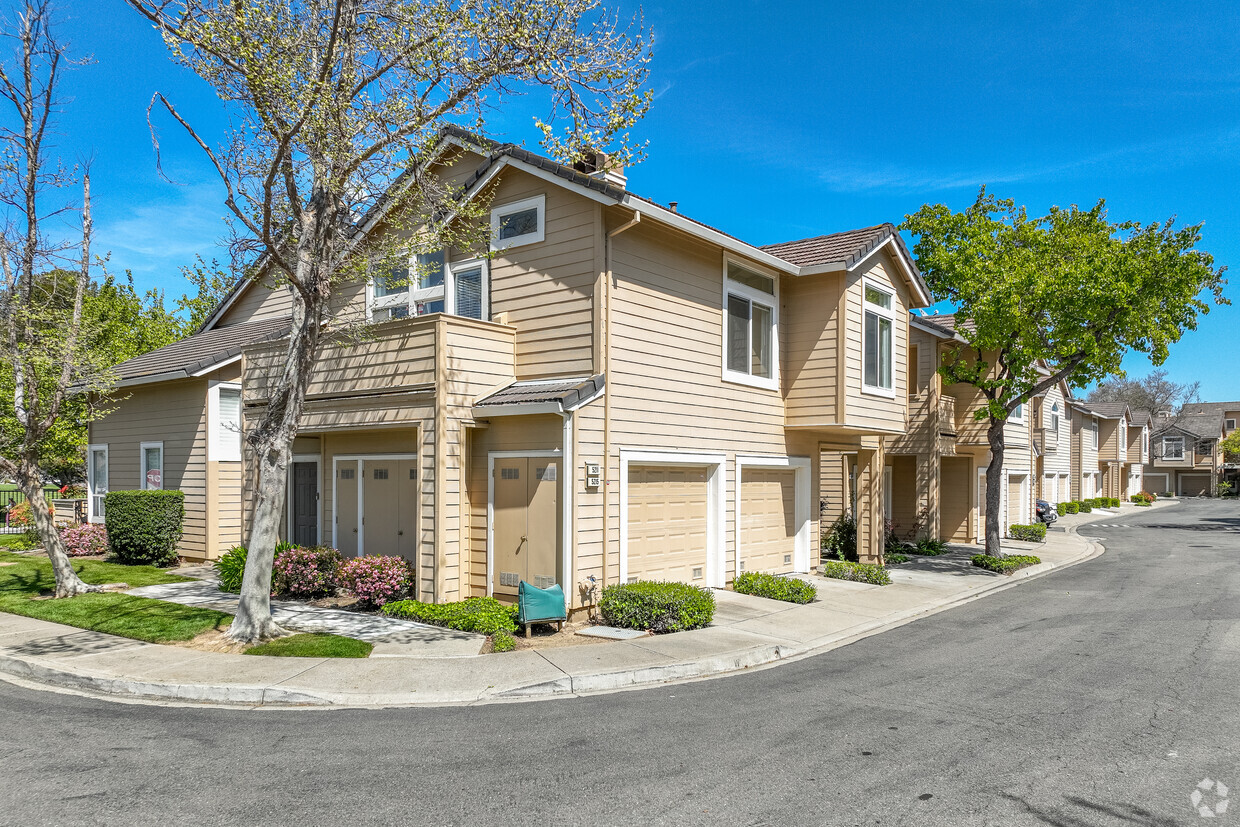Primary - Baypointe at Ardenwood