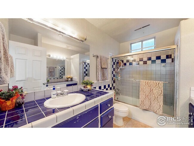 Building Photo - 2759 Leisure Dr