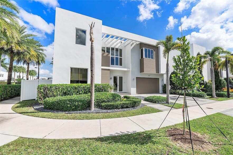 Photo - 7477 NW 99 Avenue Unit