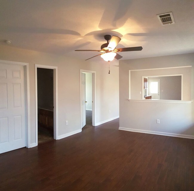 Building Photo - 50 Knob Cir.