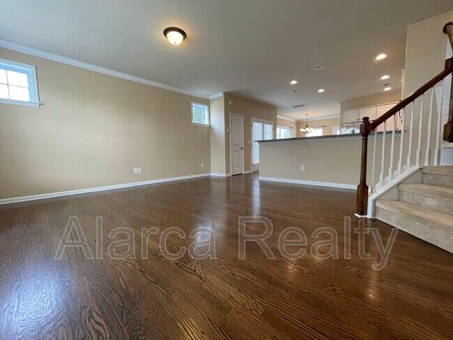 Photo - 2300 Blueberry St House