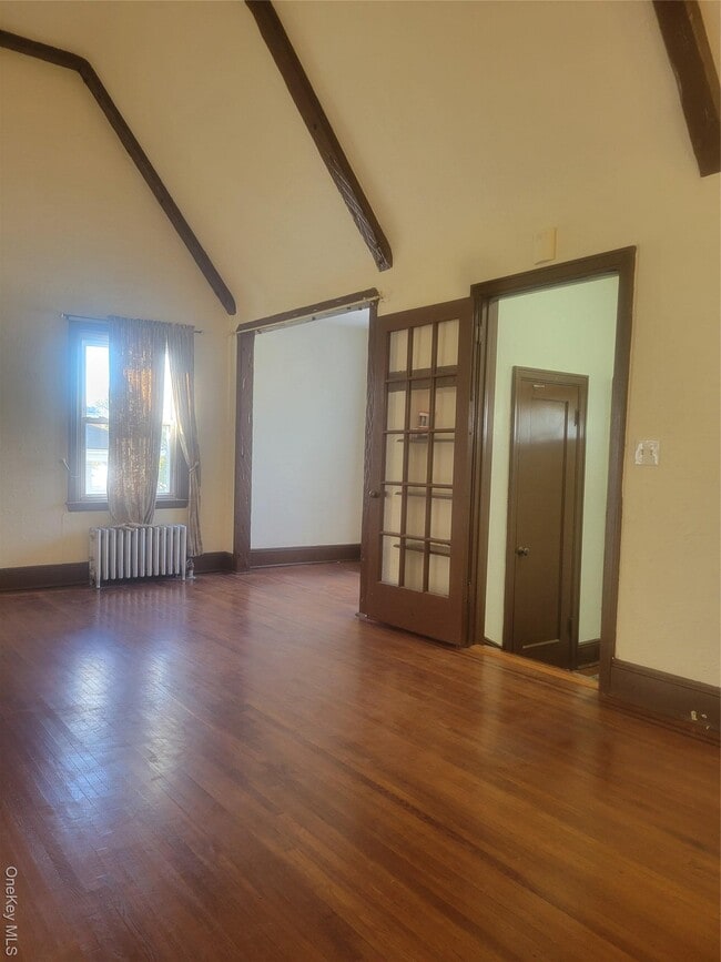 Foto del edificio - 520 E Hudson St