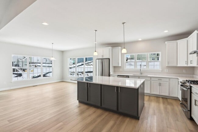 Building Photo - 1785 La Salle St