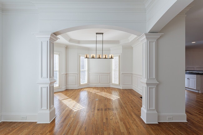 Building Photo - 1012 Madeline Ln