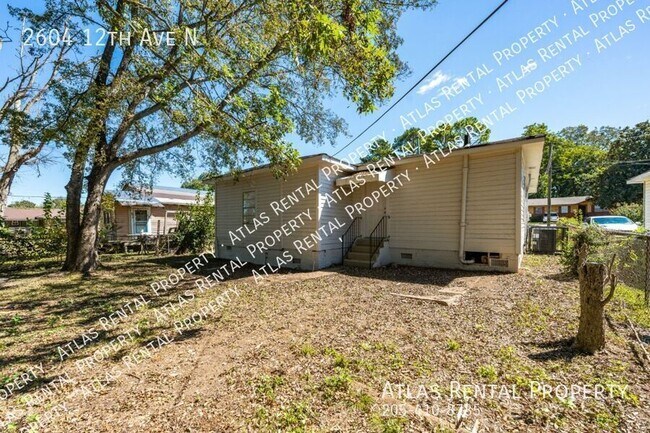Foto del edificio - 2604 12th Ave N