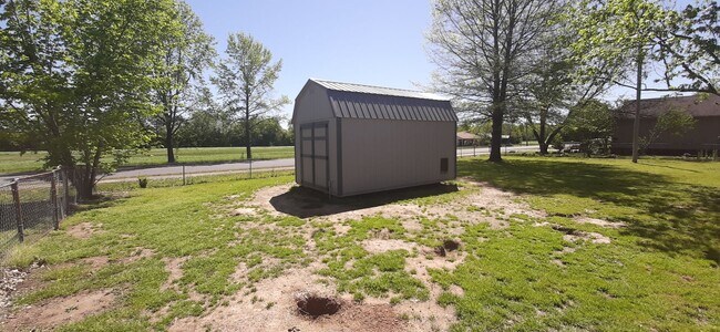 Foto del edificio - 1803 Greenwood Cove