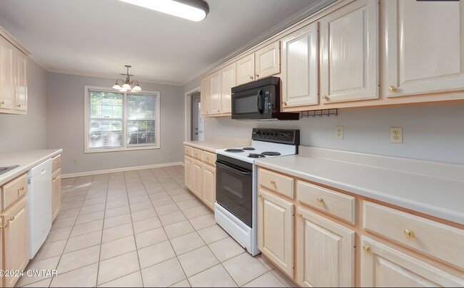 Foto del edificio - 70 Richfield Cv