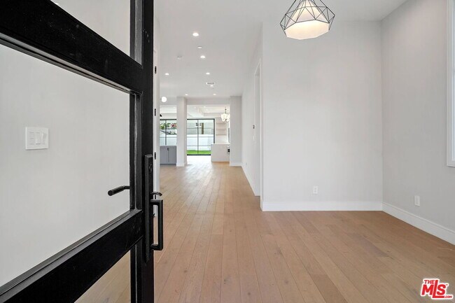 Foto del edificio - 1728 S Shenandoah St
