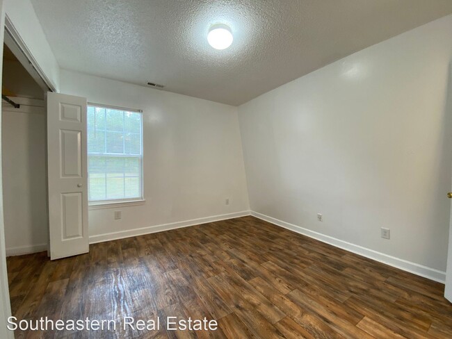 Building Photo - 3 br, 2 bath House - 200 O'Berry Dr