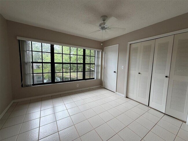 Foto del edificio - 2150 Elm St