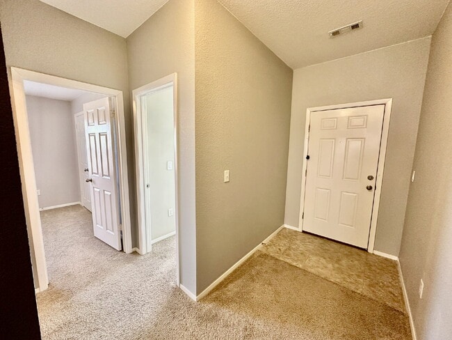 Building Photo - 816 NW 68th Ave