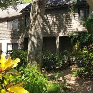 Building Photo - 1625 Treehouse Cir