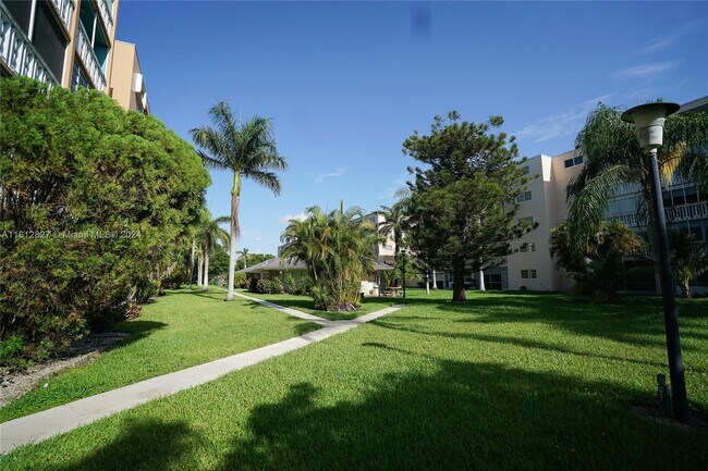 Foto del edificio - 219 NE 14th Ave