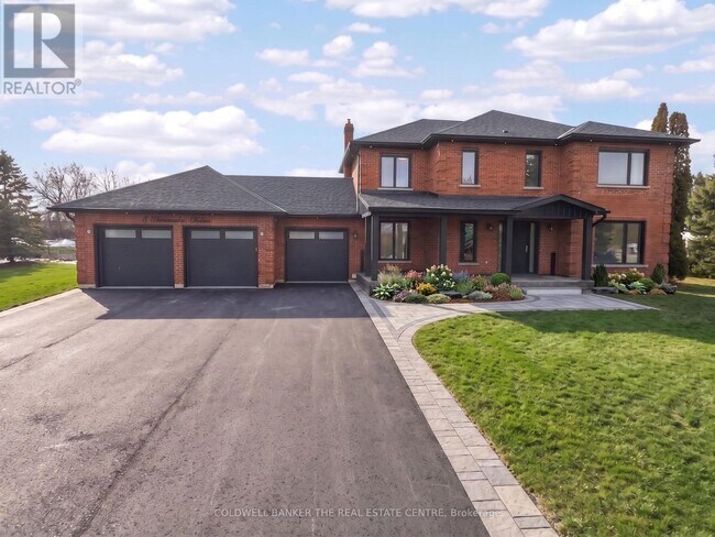 Photo du bâtiment - 8 Brownlee Dr