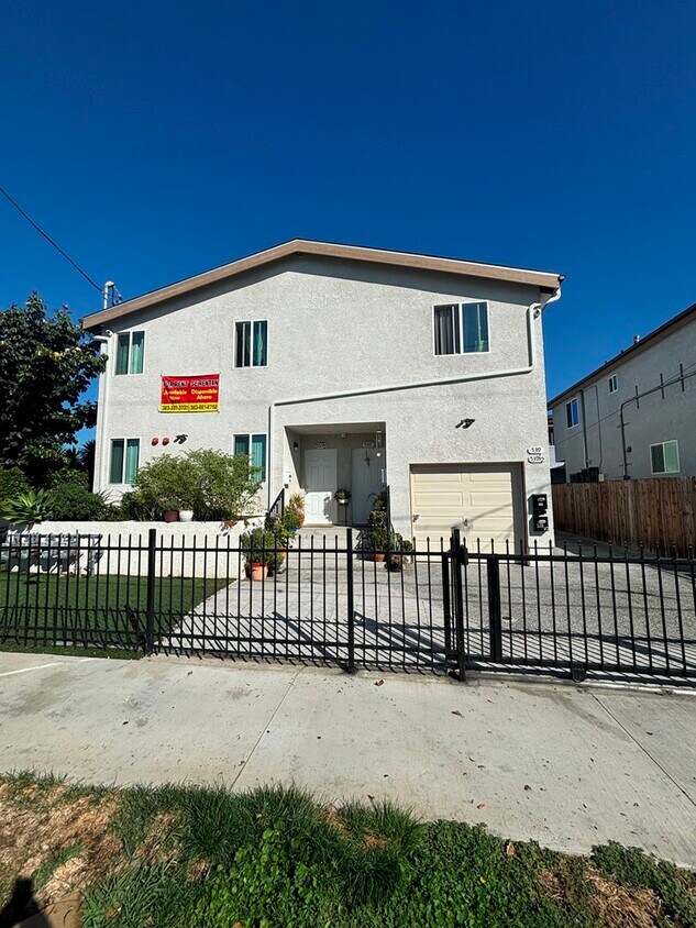 Foto principal - 539 W 93rd St