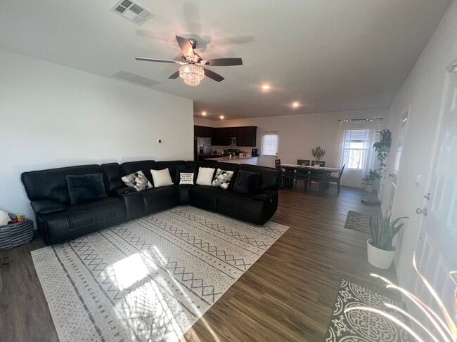 Building Photo - 2308 Nightview Dr