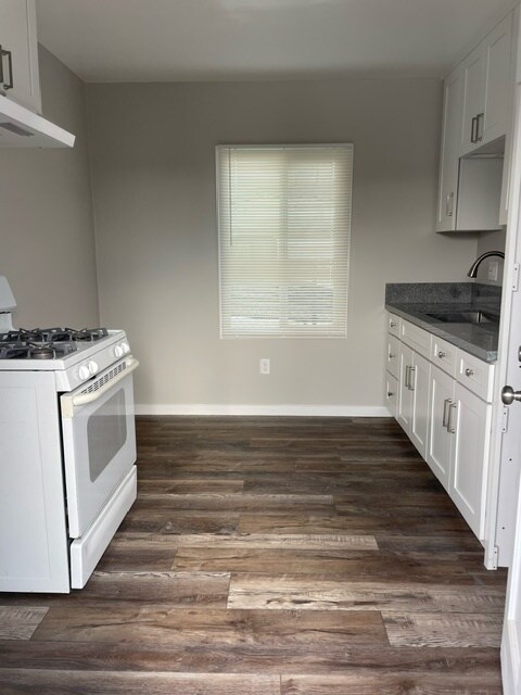 Foto del edificio - 2709 1/2 W 182nd St