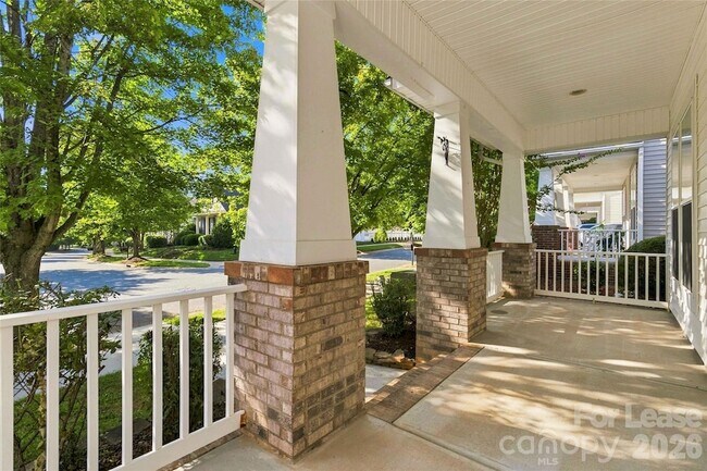 Foto del edificio - 7819 Chaddsley Dr