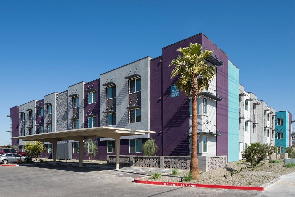 The 89 on Hayden 2240 N Hayden Rd Scottsdale, AZ Apartments for