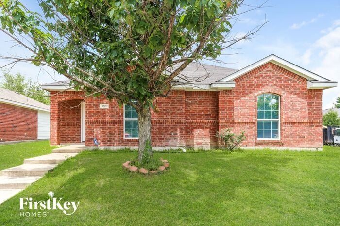 Foto principal - 5305 Jordan Ridge Dr