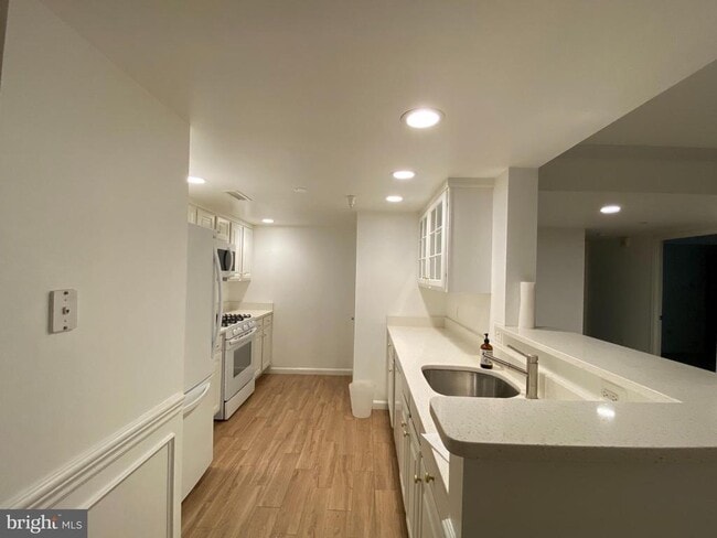 Building Photo - 11710 Old Georgetown Rd