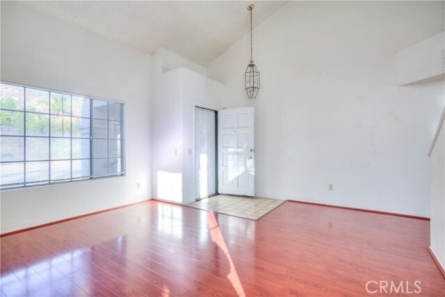 Foto del edificio - 22355 Climbing Rose Dr