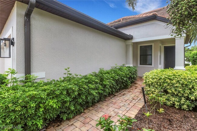 Building Photo - 20281 Corkscrew Shores Blvd